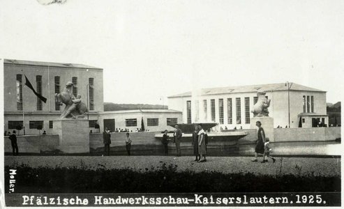 Vortrag: »Raum für die schönen Dinge: Hermann Hussongs Ausstellung« Sara Brück M.A. (Kaiserslautern)
